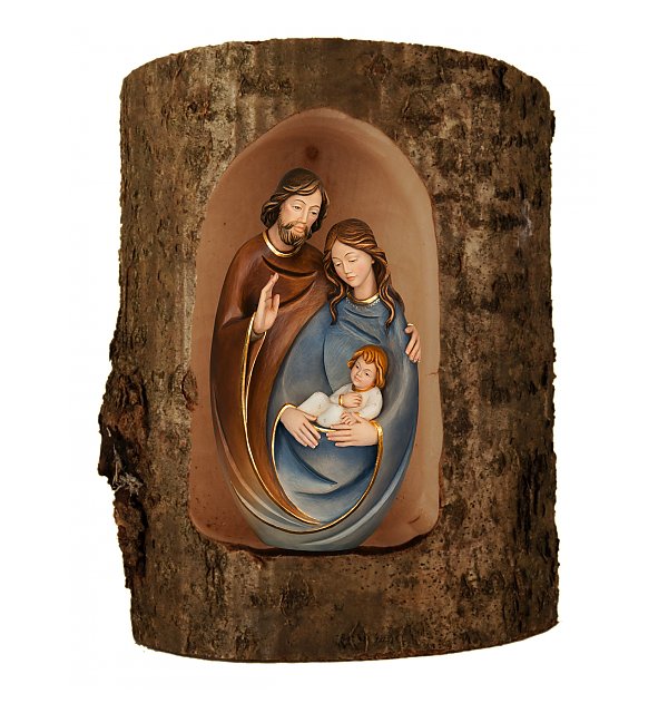2751 - Family blessing in a tree trunk COLOR