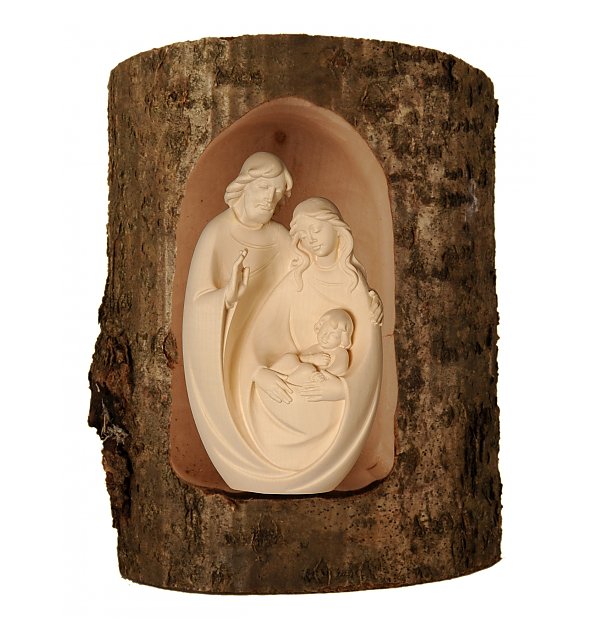 2751 - Family blessing in a tree trunk NATUR